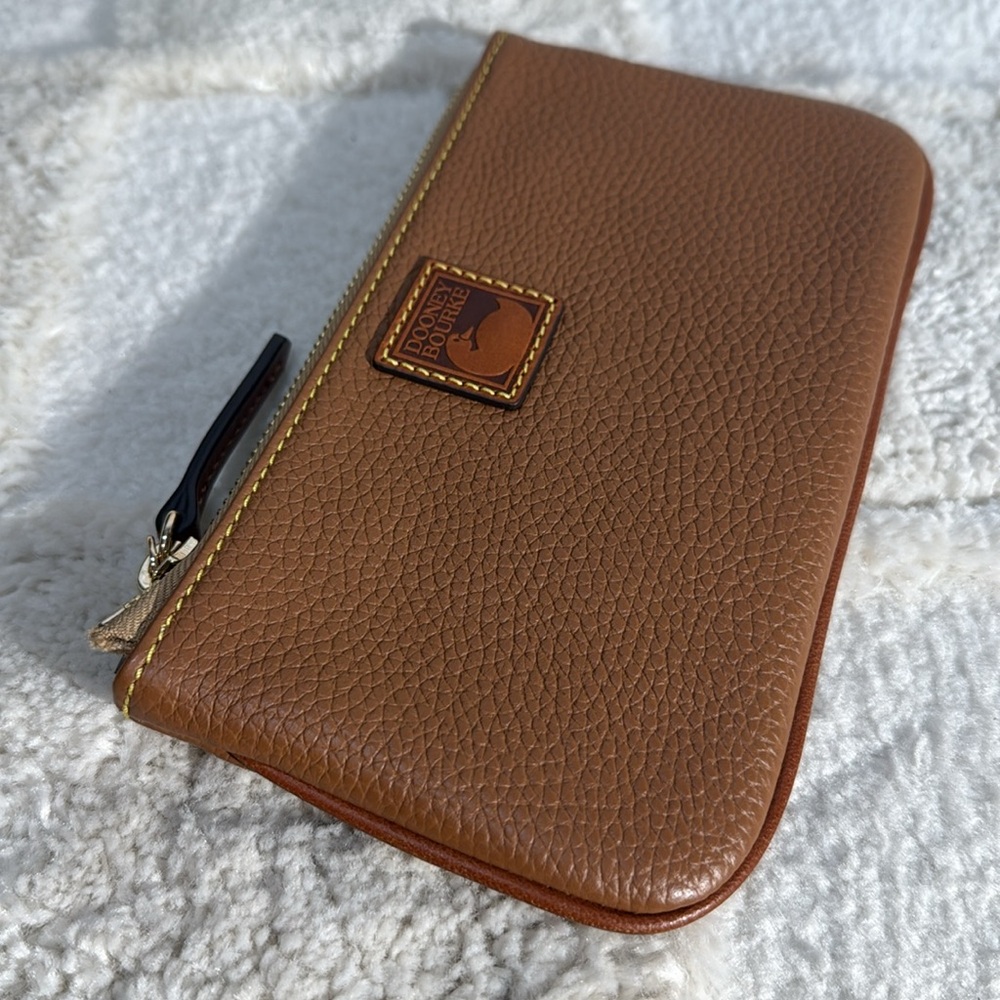 Dooney & Bourke Brown Leather Pebble Grain Wristlet - Picture 7 of 9